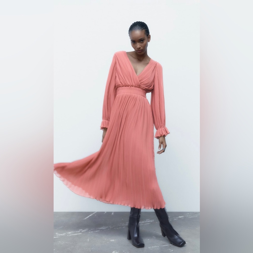 Zara NWT pleated midi dress large